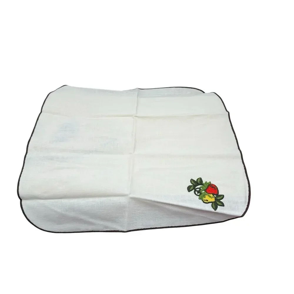 Vintage Sears Strawberry Applique‎ Fabric Napkins Set of 4  MCM Beige 17 x17 EUC